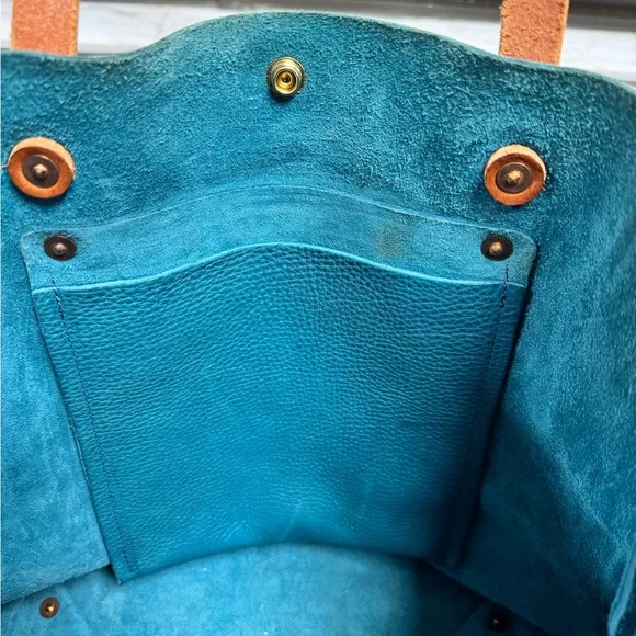 KMM Italian Blue (Teal) Tote and Charms - Picture 5 of 6